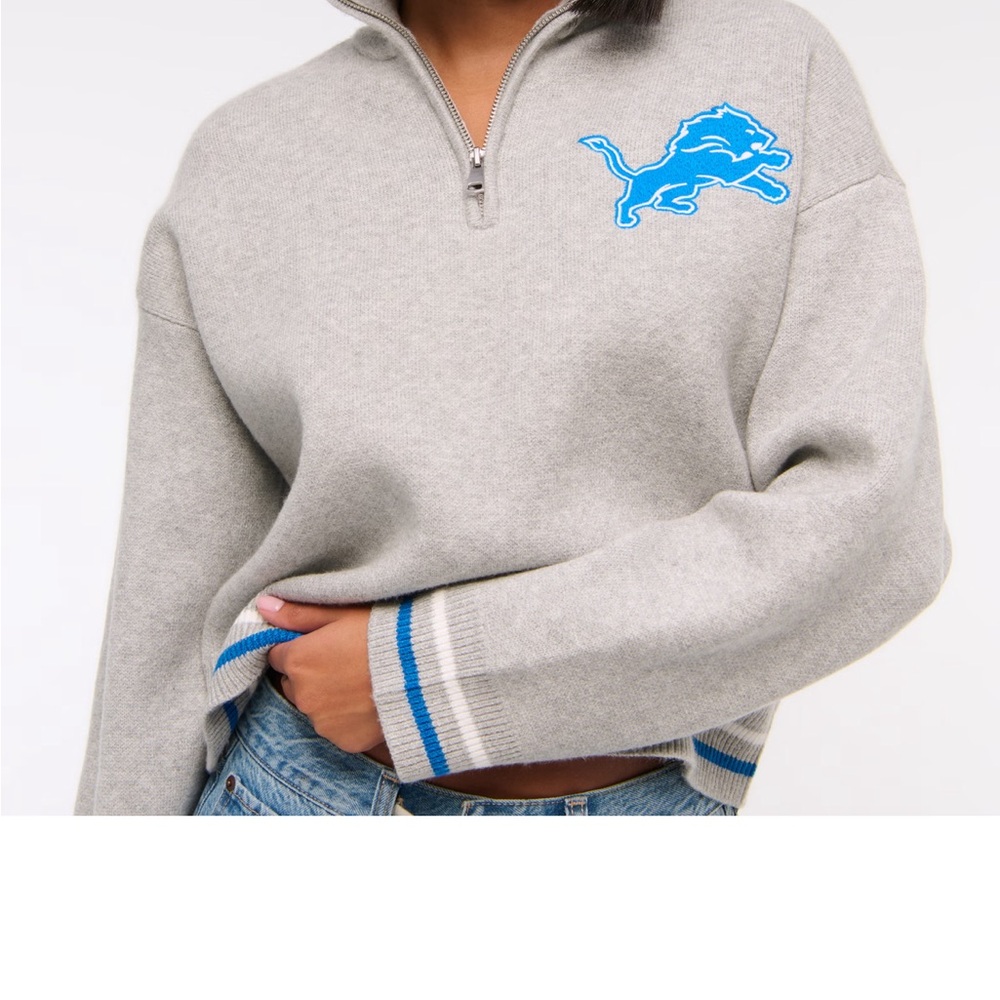 Abercrombie & Fitch Gray Half-Zip Sweater with Blue Accent